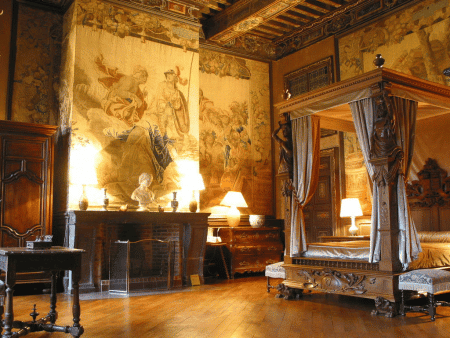 Une chambre dans un château